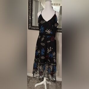 Stunning JACK by BB Dakota Embroidered Floral Black Sheer Overlay Dress size 10